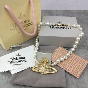 Vivienne Westwood  Pearl Bas Relief Choker in Gold (Brand New)